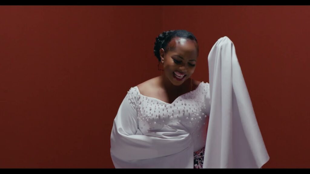VIDEO | Christina Shusho – Kaa