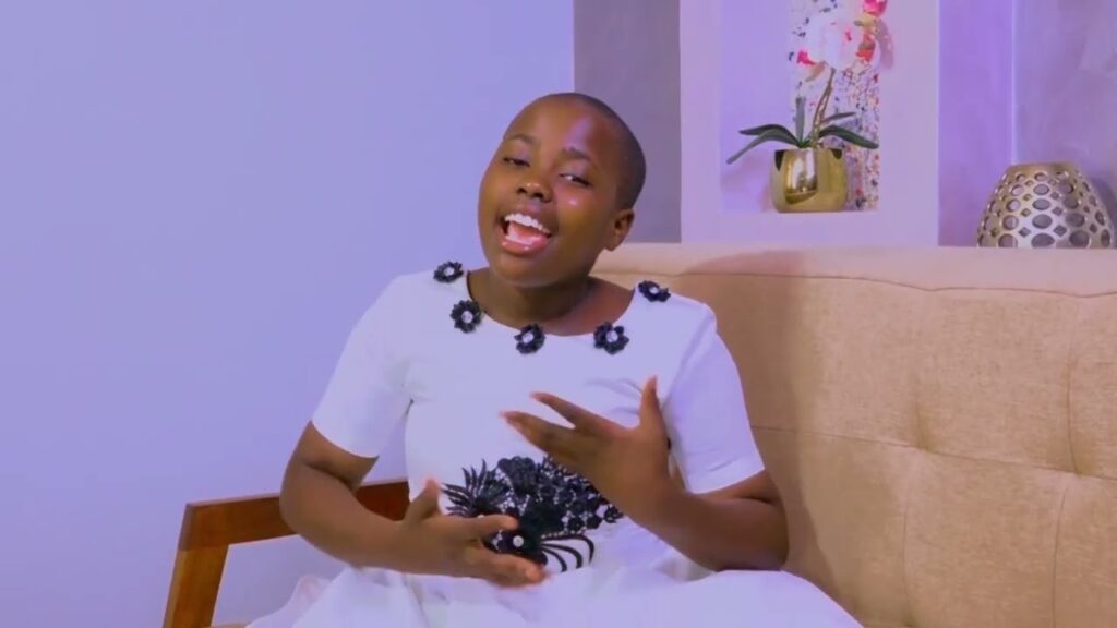 VIDEO | Glory Emanuel – Niko na wewe