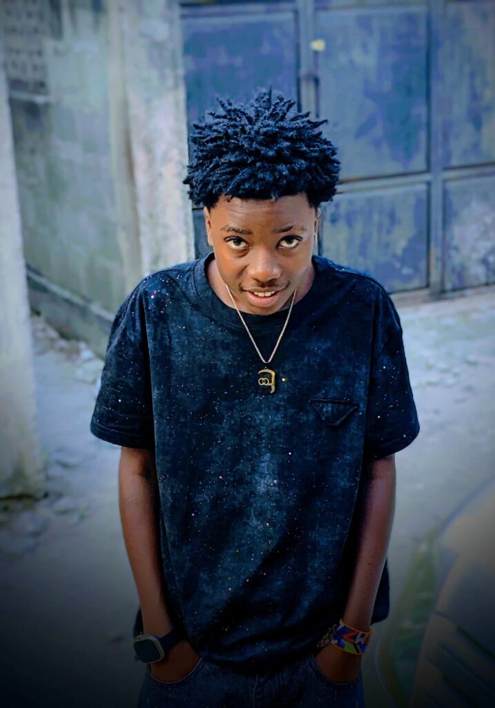 Audio | FORM SEVEN-ALIVYO FANYA BALAA KWENYE KARAOKE [EFM] | Download