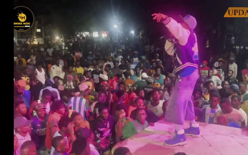 TOPHENIZER MC – USIKU WA BASLEY SHOW LIVE RONGONI BEACH RESORT